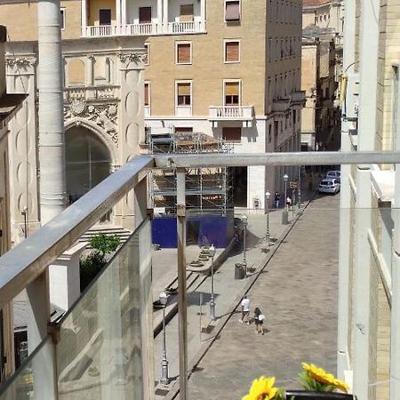 La Colonna Holiday House Daire Lecce Dış mekan fotoğraf