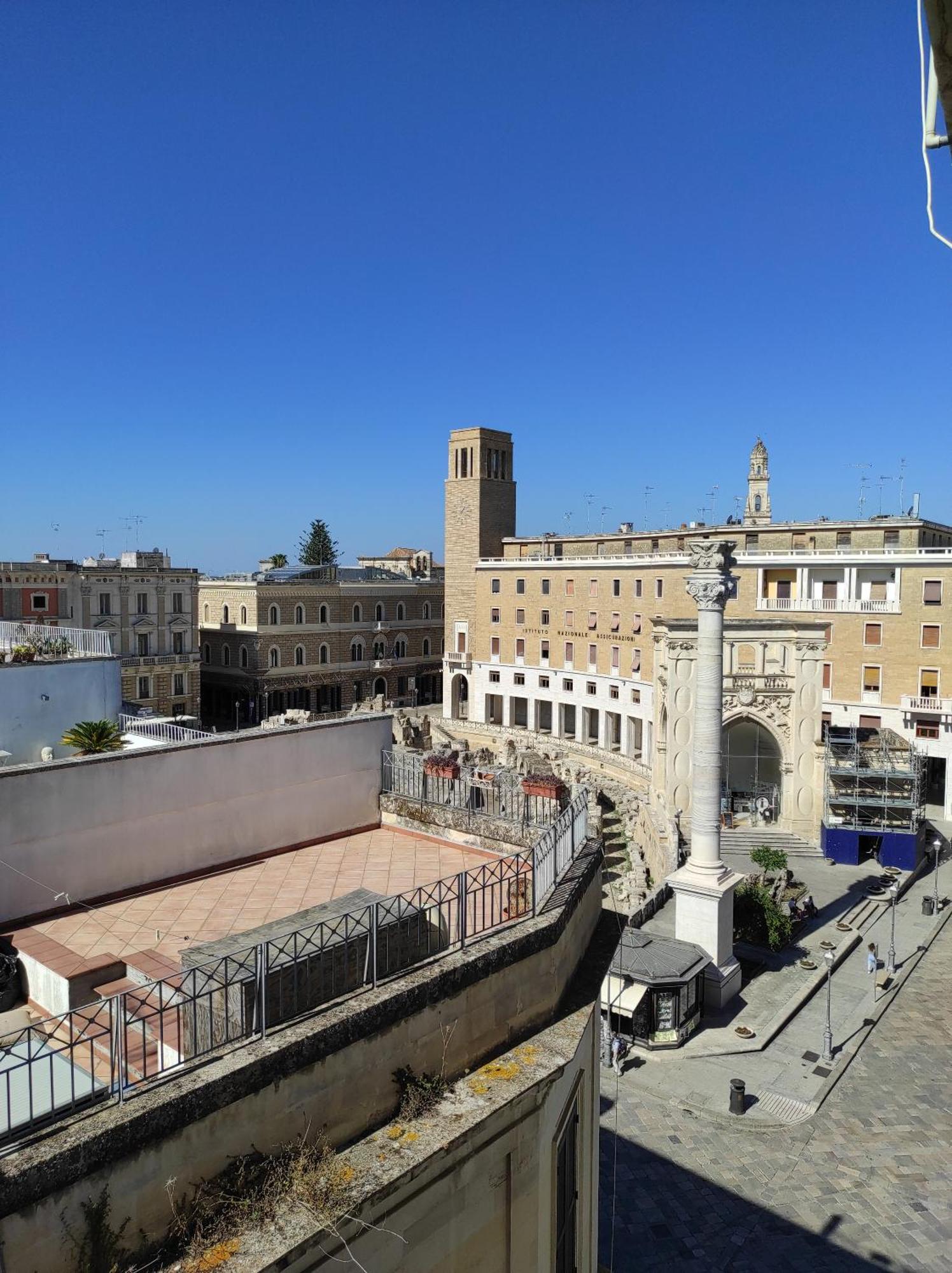 La Colonna Holiday House Daire Lecce Dış mekan fotoğraf