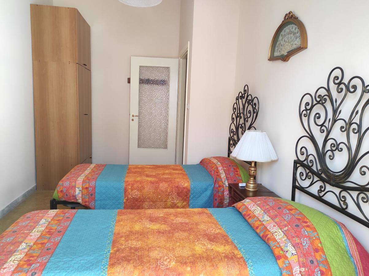 La Colonna Holiday House Daire Lecce Dış mekan fotoğraf