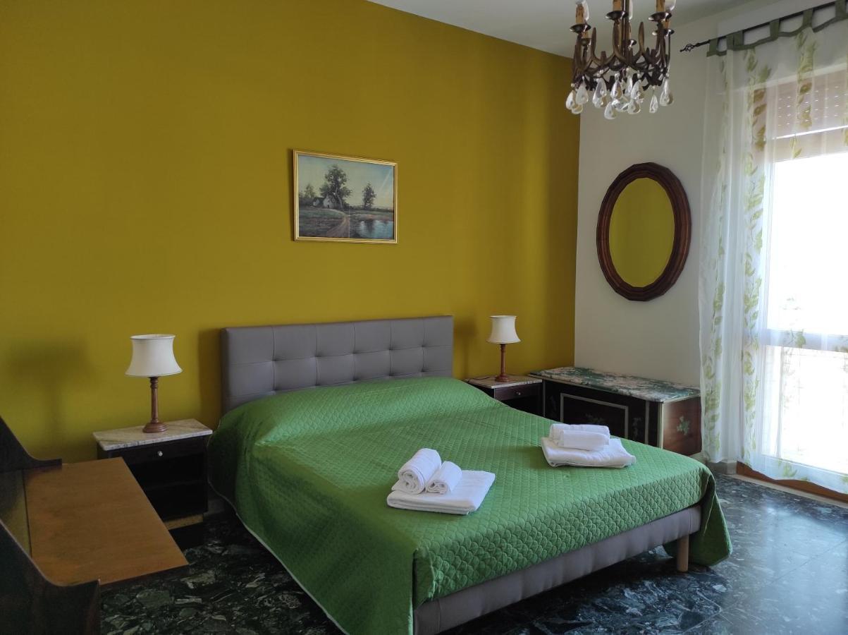 La Colonna Holiday House Daire Lecce Dış mekan fotoğraf